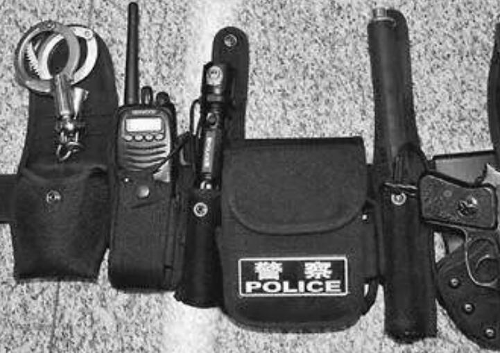 目前国内的警察需要配备哪些警用装备